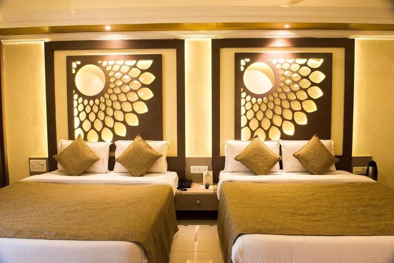 Hotel Pushpak 2