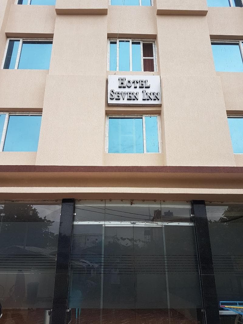 Hotel Seven Inn Bodhgaya 4