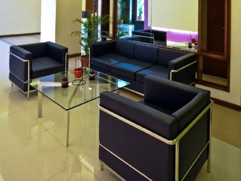 Santomas Suites photo 1