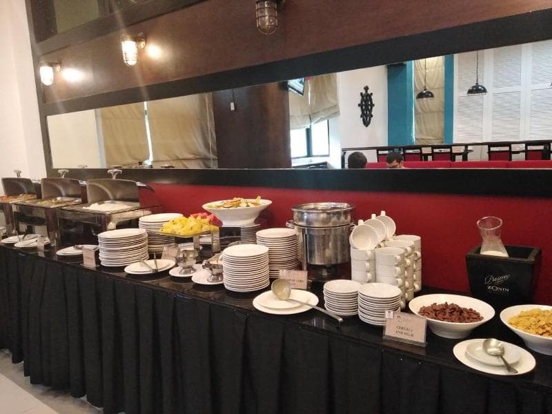 Santomas Suites main