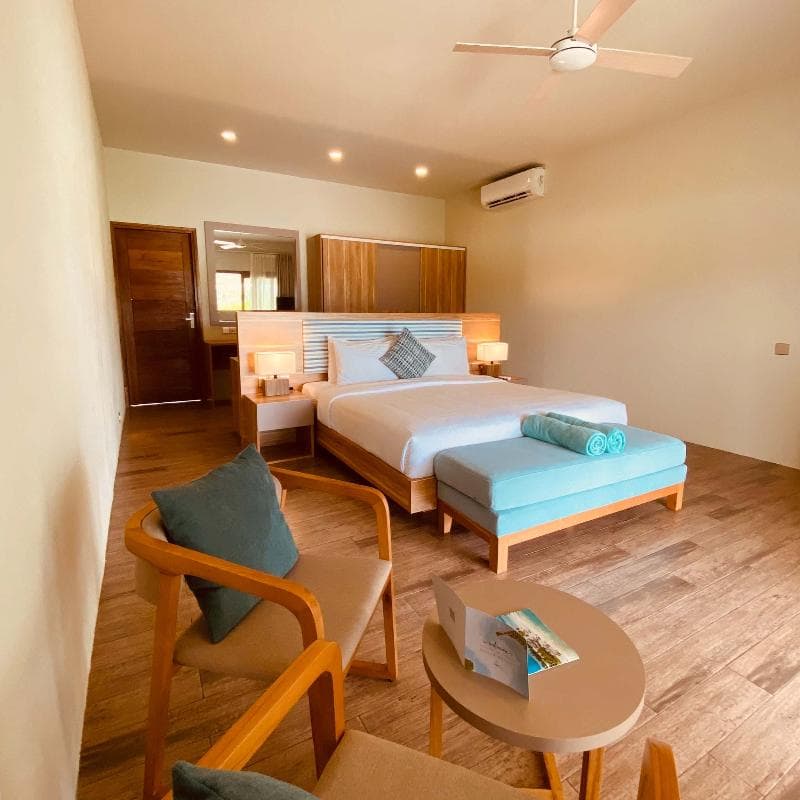 Rahaa Resort Laamu, Maldives 4