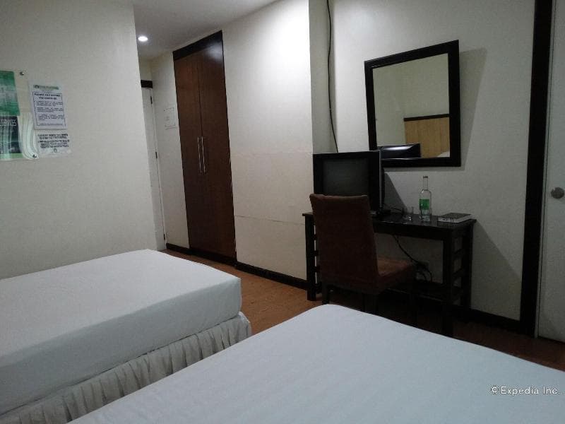 Panda Tea Garden Suites photo 1