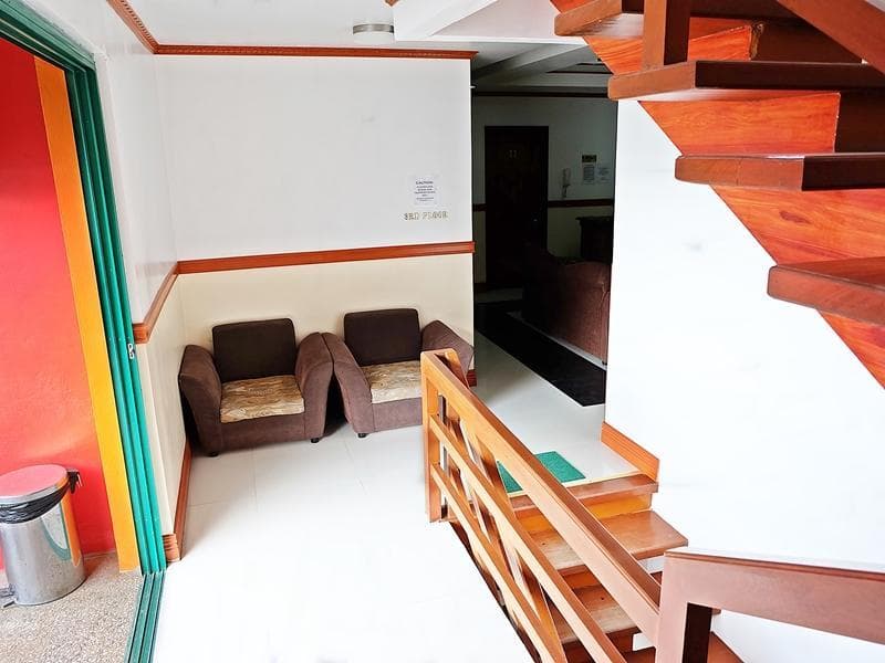 Garnet Hotel 4