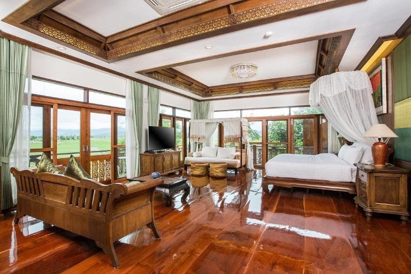 Phusanfah Resort main