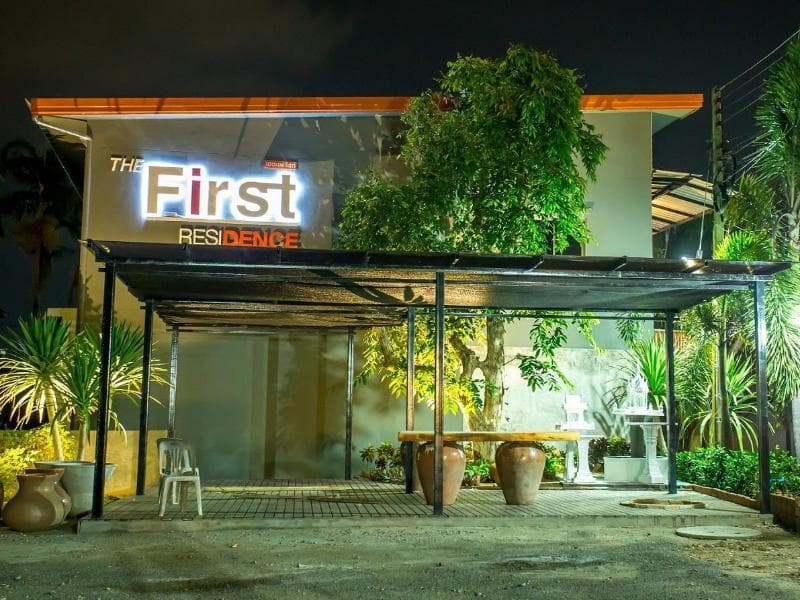 The First Residence & Cafe 4