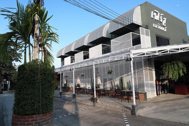 The First Residence & Cafe 3