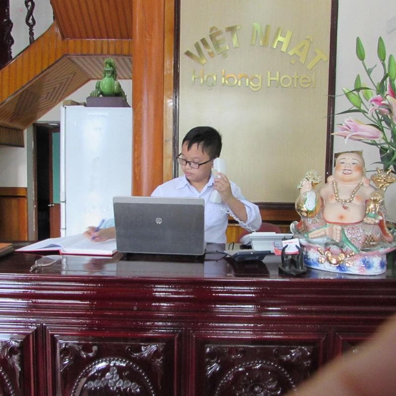 Viet Nhat Halong Hotel 3