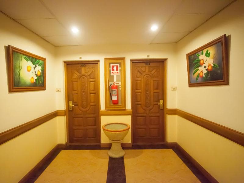 Seaview Hotel Sriracha 5