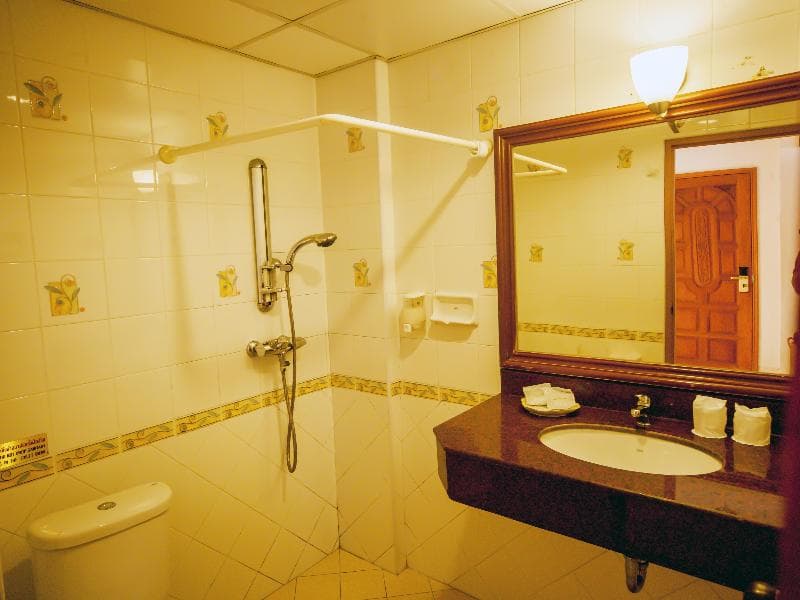 Seaview Hotel Sriracha 2