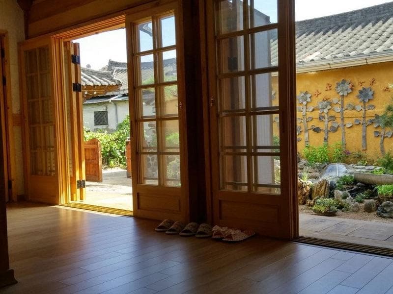 Happiness Full Hanok Guesthouse Jeonju 4