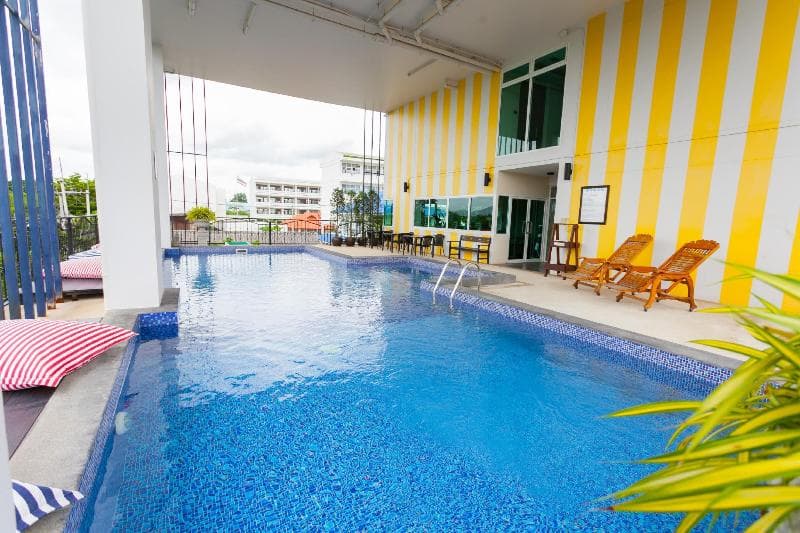 The Bridge Residence Hotel 3