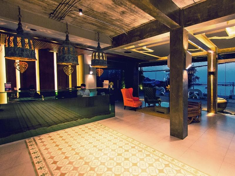 Kroque Boutique & Bistro 3