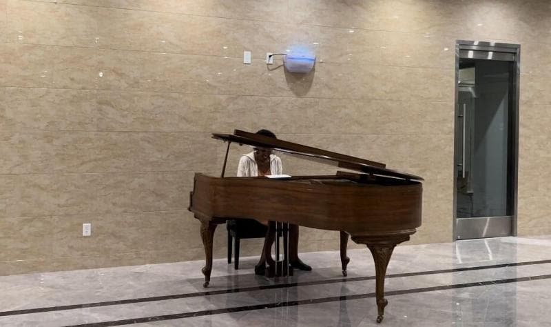 L.A. Crystal Hotel 2