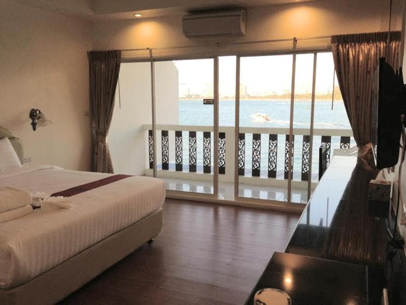 At Sea Residence 3