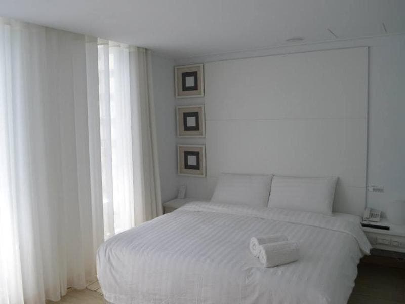 Red Residence Hotel main