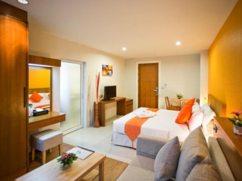 Crystal Jade Hotel 4