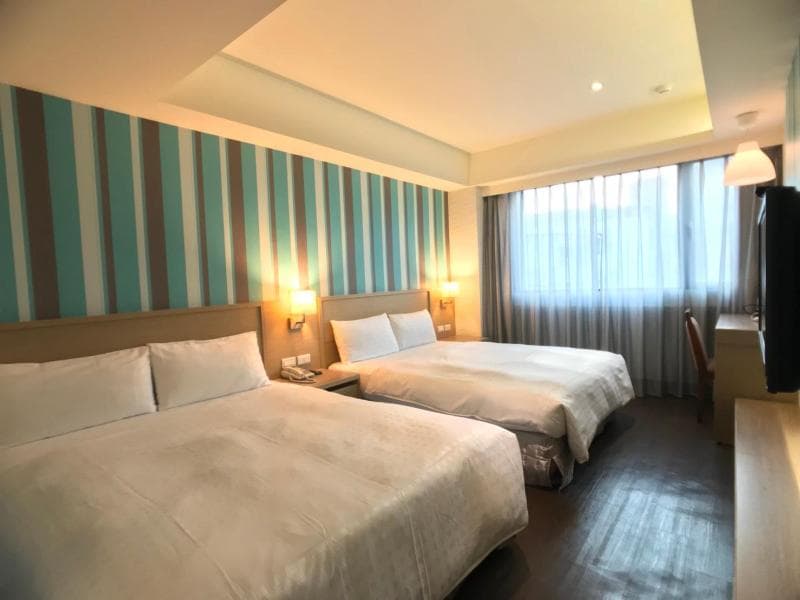 Paris Business Hotel 5