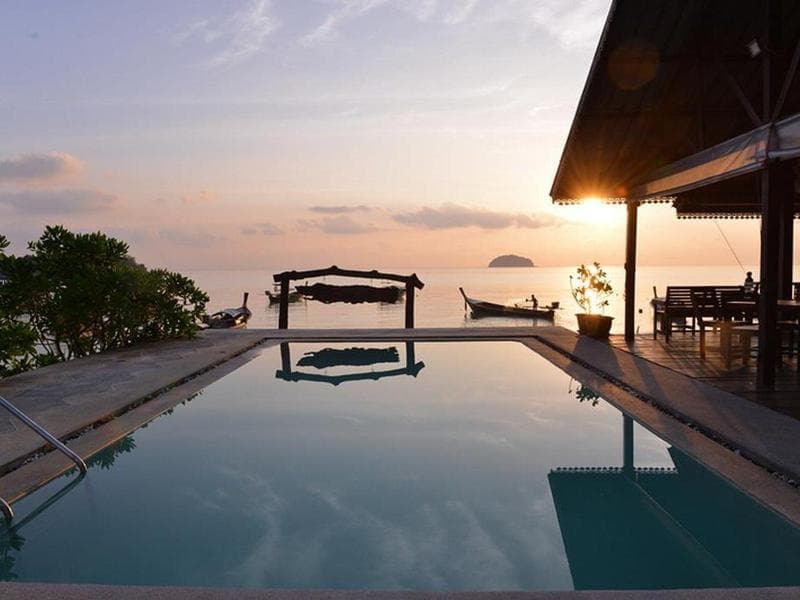Lipe Power Beach Resort 4