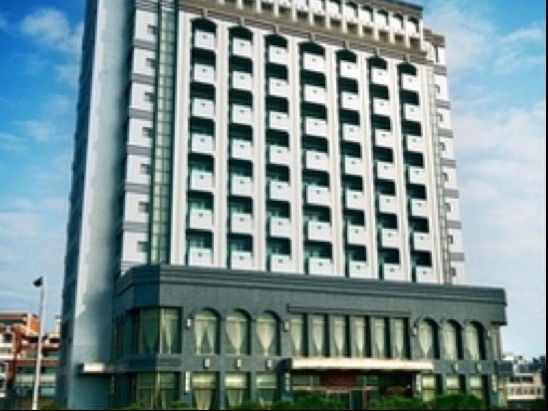 Yaling Hotel 3