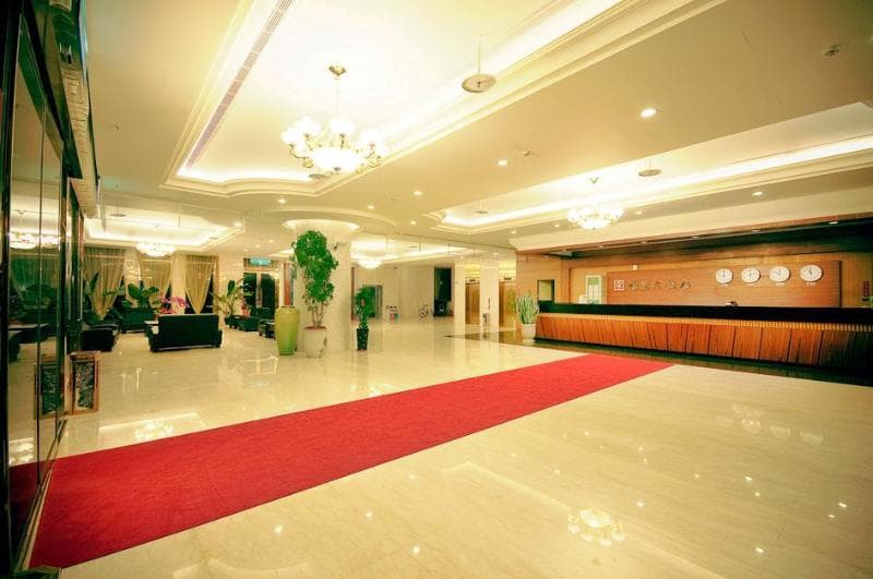 Yaling Hotel photo 1