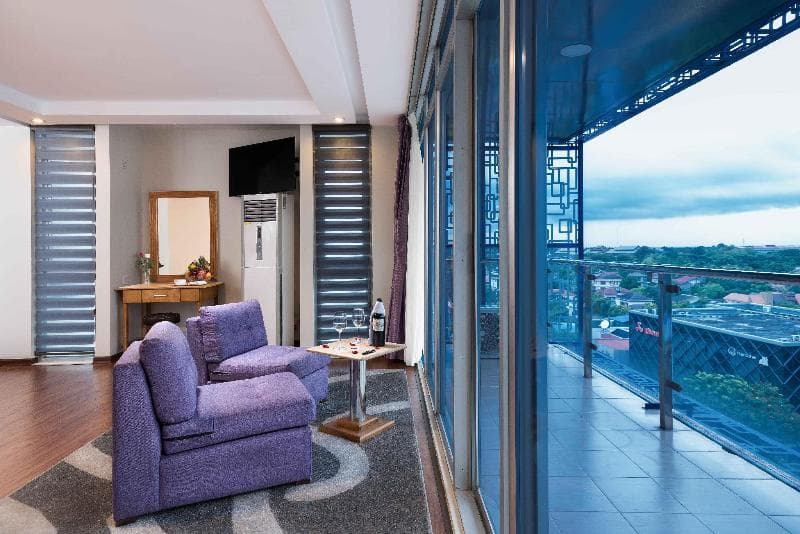 The Hub Hotel 5