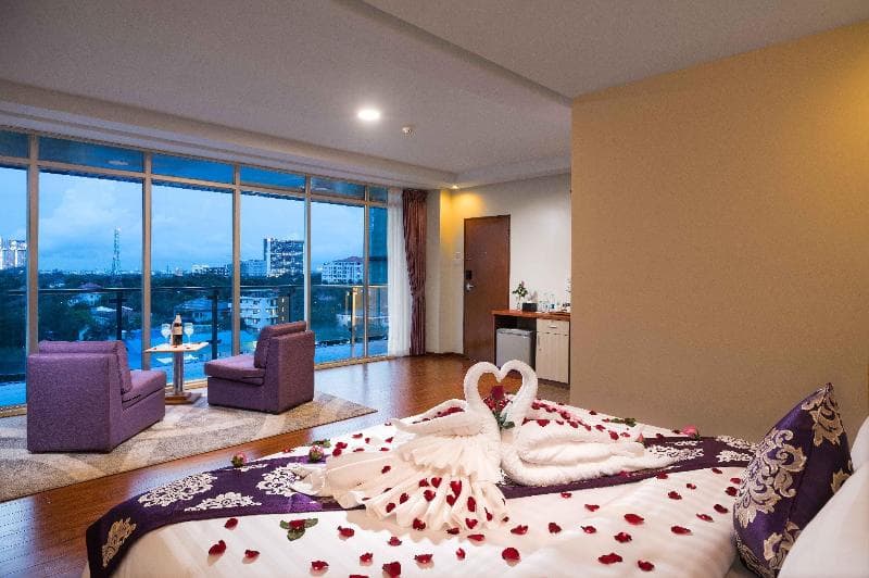 The Hub Hotel photo 1