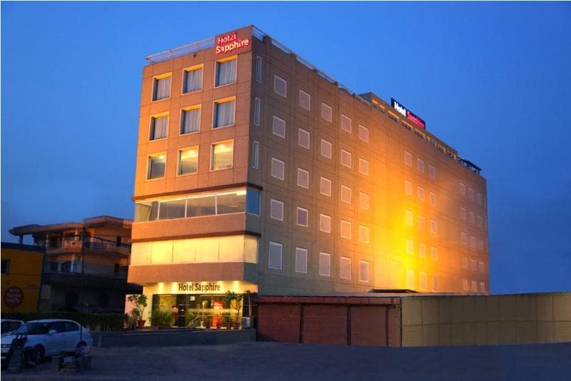 Hotel Sapphire 5