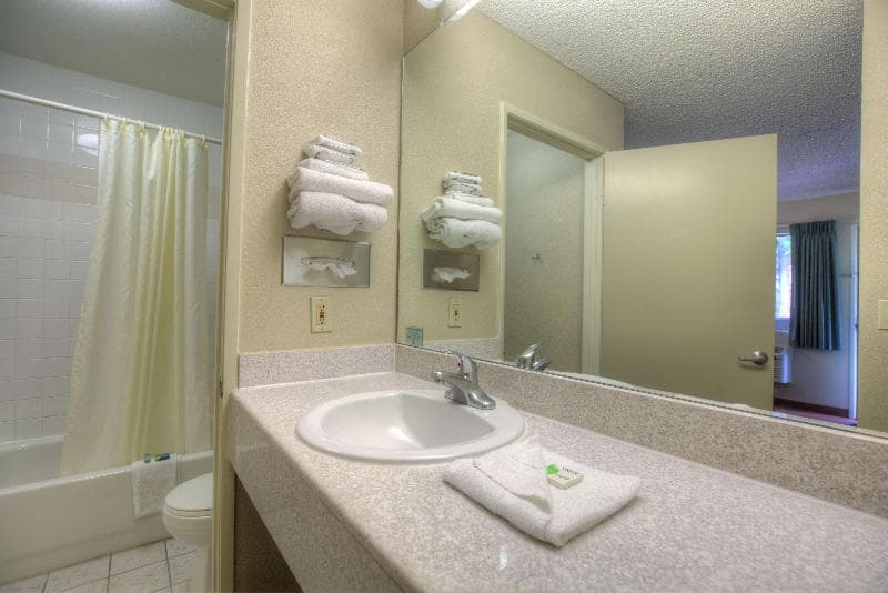 Good Nite Inn Calabasas photo 1