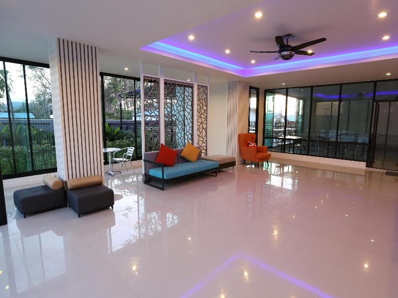 S4 Naiyang Beach Phuket photo 1