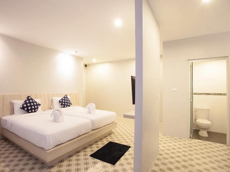 Nature Pine Residence 4