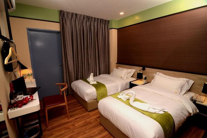 Golden Roof Hotel Seri Iskandar 5