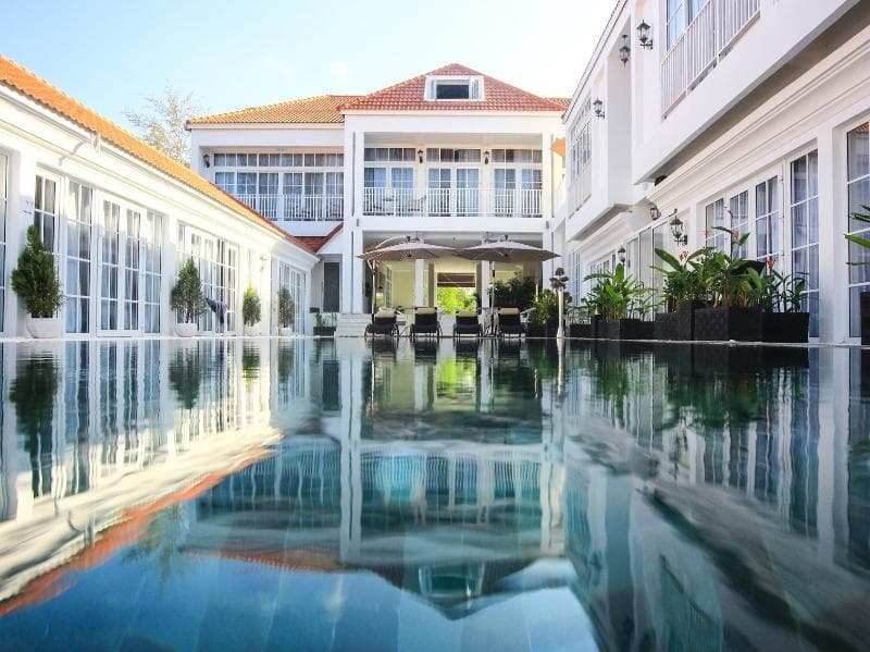 White Boutique Hotel 5