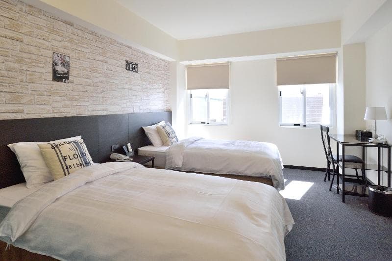Home Rest Hotel main