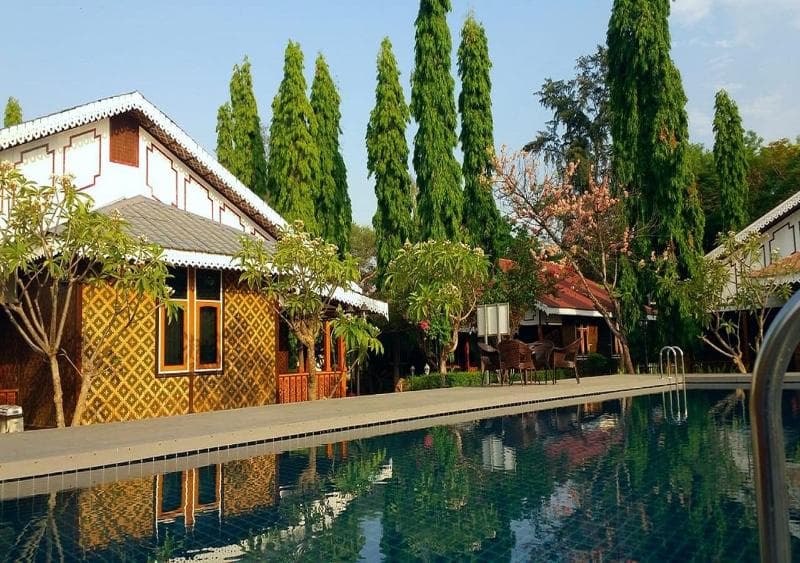 Ruby True Hotel 3