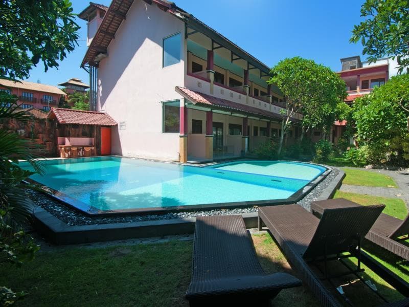 Pesona Beach Inn photo 1