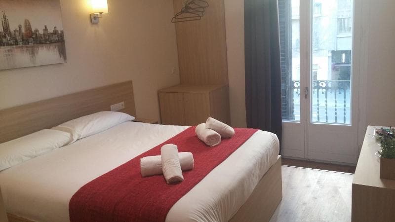 Hostal Barcelona Travel 4