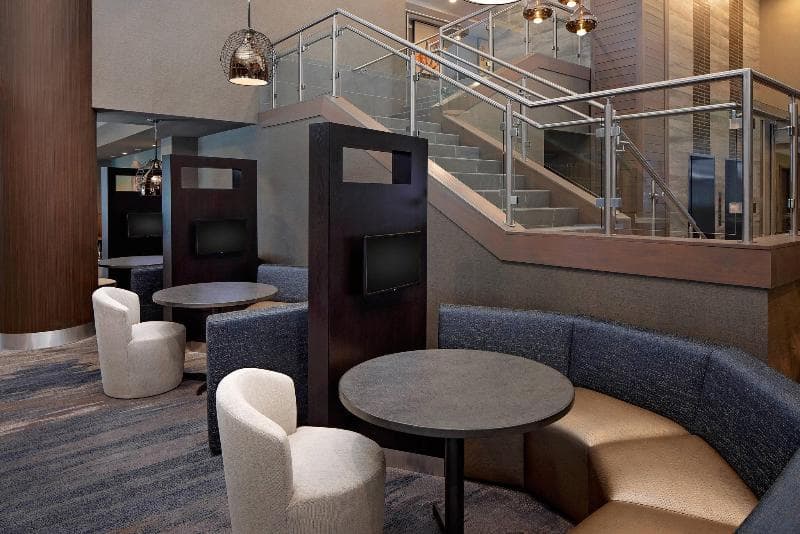 Courtyard By Marriott Dallas Downtown/Reunion District 4
