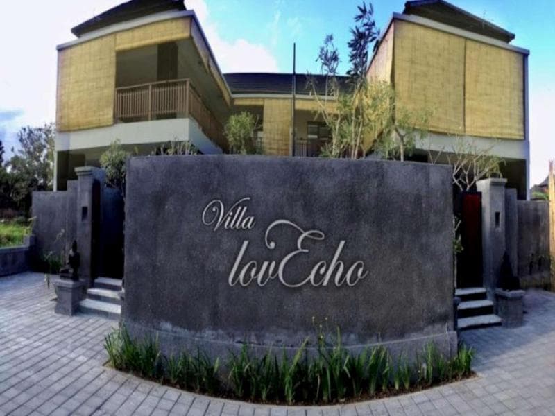 Villa Lovecho Echo Beach main