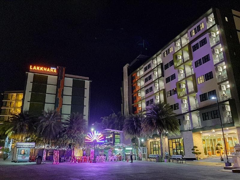 Lakkhana Poolside Resort photo 1