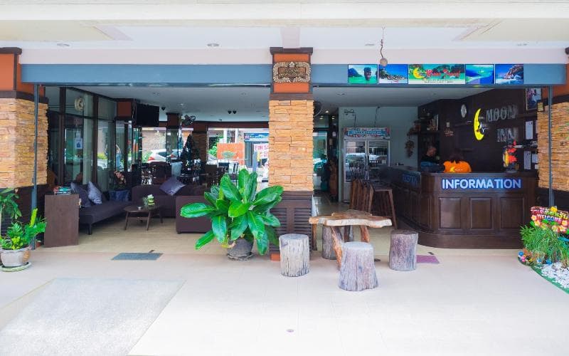 Moon Inn Guesthouse Patong photo 1