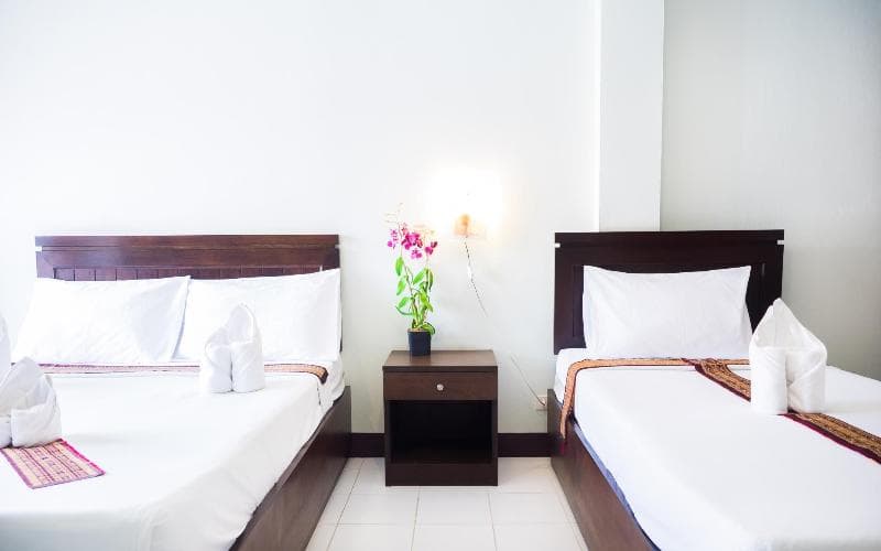 Moon Inn Guesthouse Patong 5