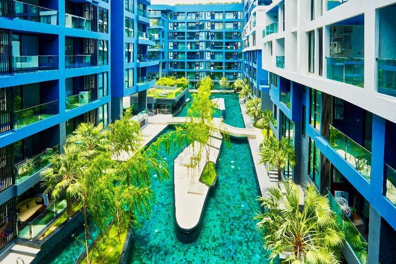Acqua Condominium 4