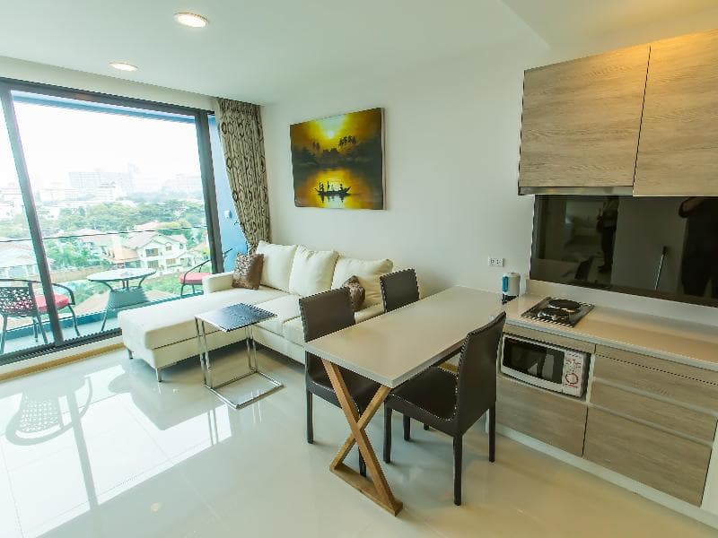 Acqua Condominium photo 1