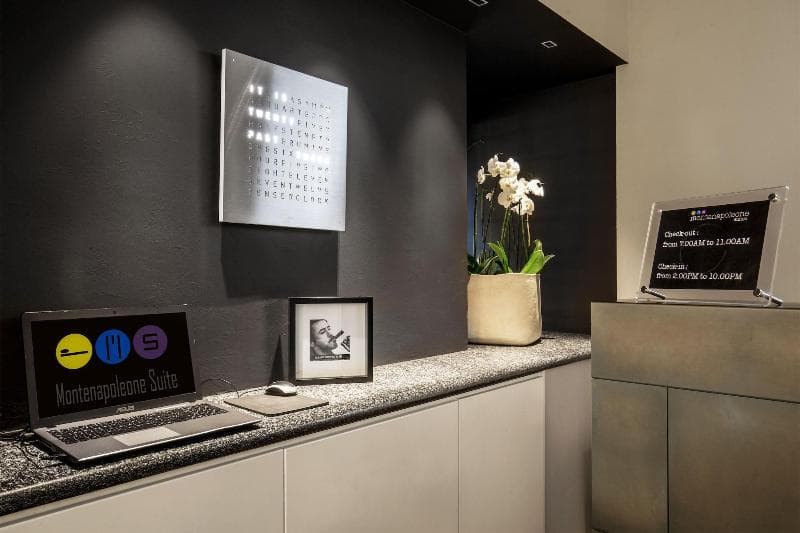 Montenapoleone Suites main
