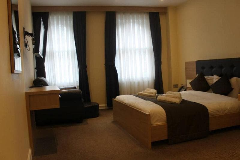 Shoreditch Inn 3