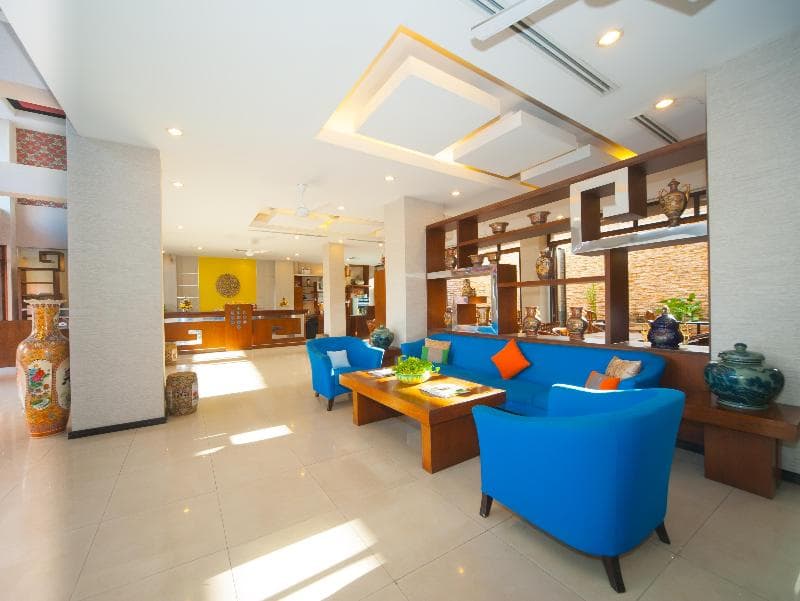 Crystal Inn Hotel 4