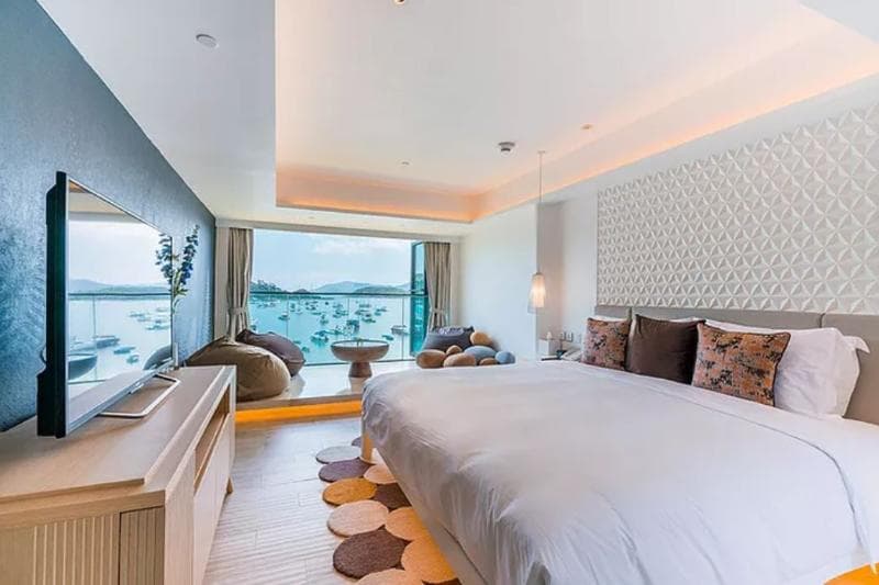 The Pier Hotel 1