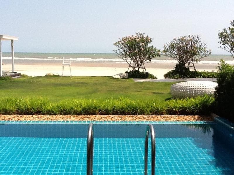 Verano Beach Villa main