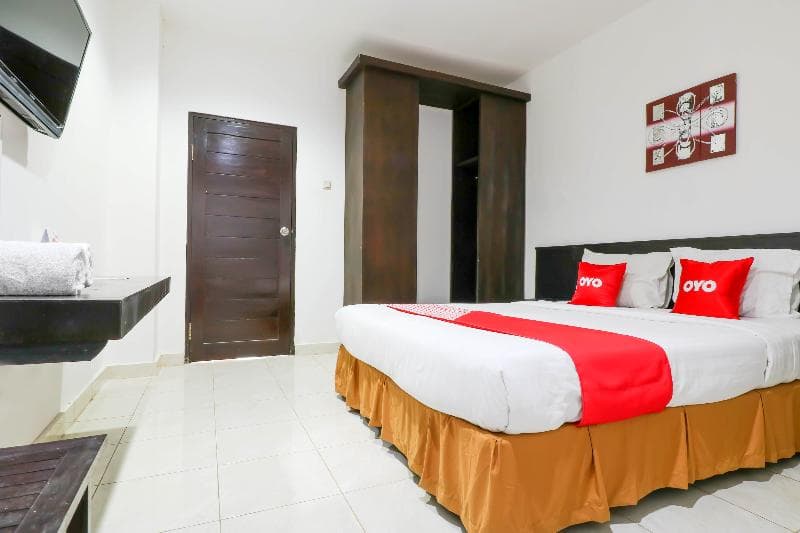 Oyo 1666 Grand Pudjawan Hotel 1