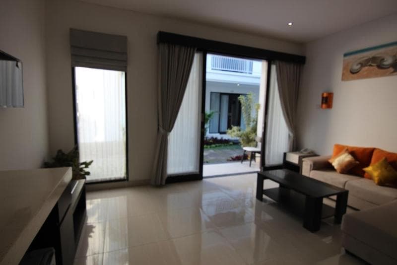The Diana Suite main